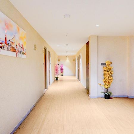 Palette- Siddharth Inn Gandhinagar Exterior foto